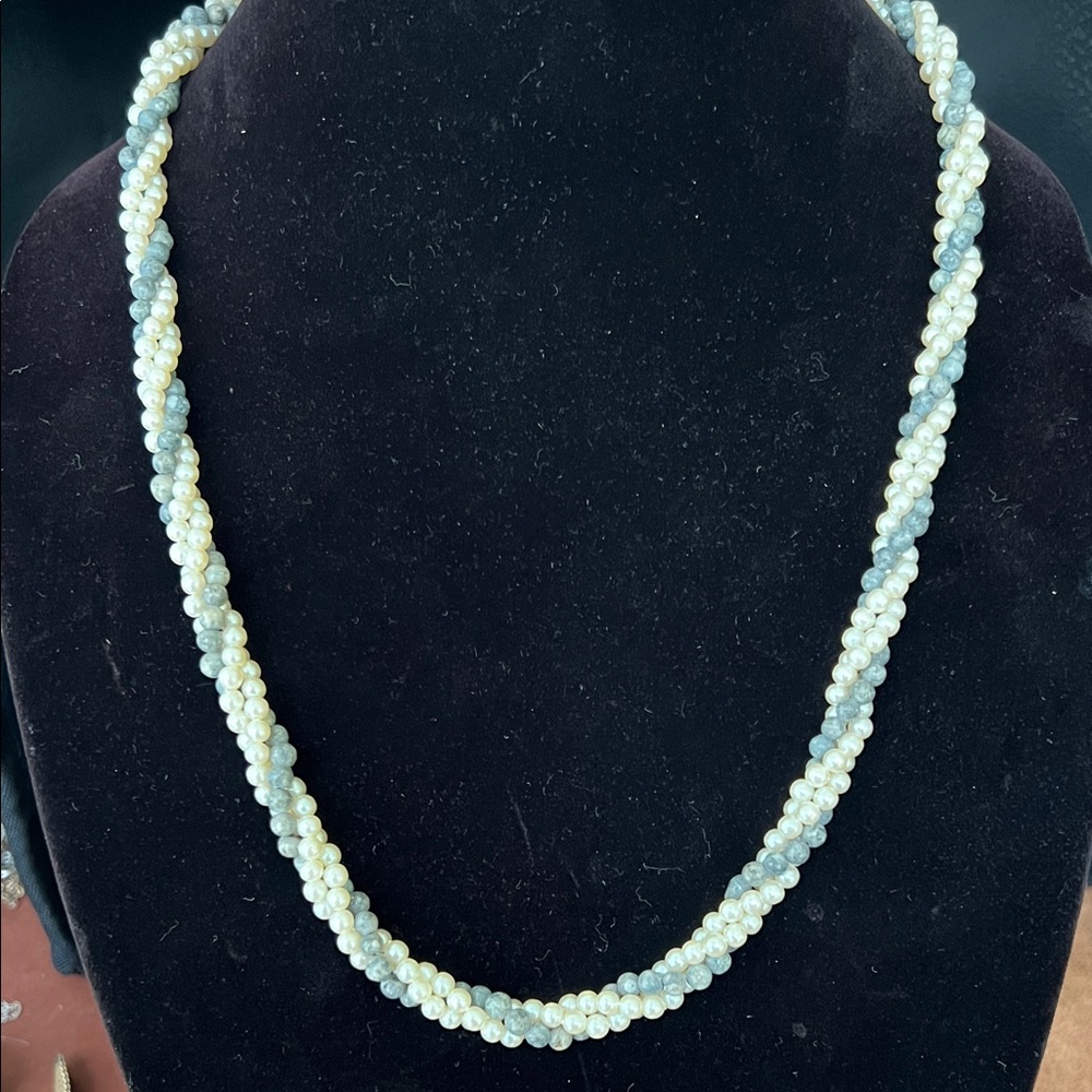 Vintage Classic Two-Tone Faux Pearl Twist 25” Necklace